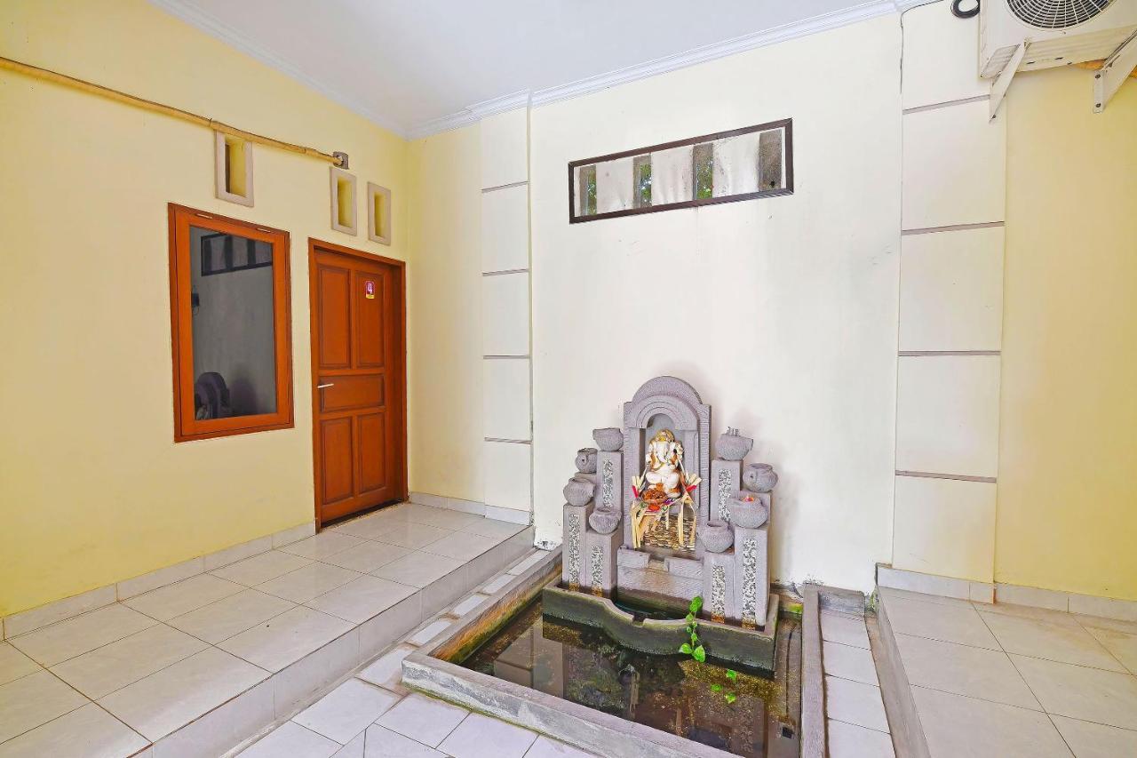 Oyo 91445 Sandat Guest House Denpasar  Exterior photo