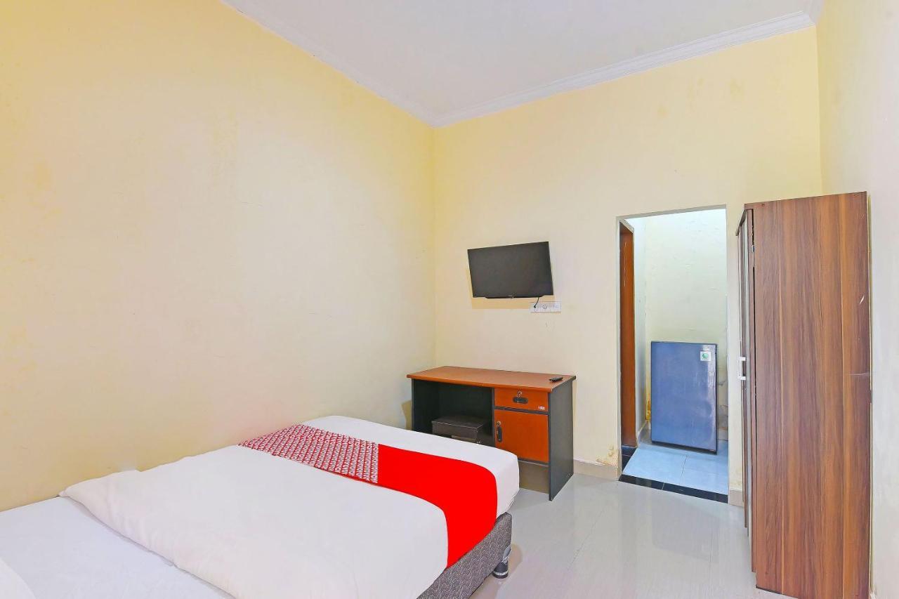 Oyo 91445 Sandat Guest House Denpasar  Exterior photo