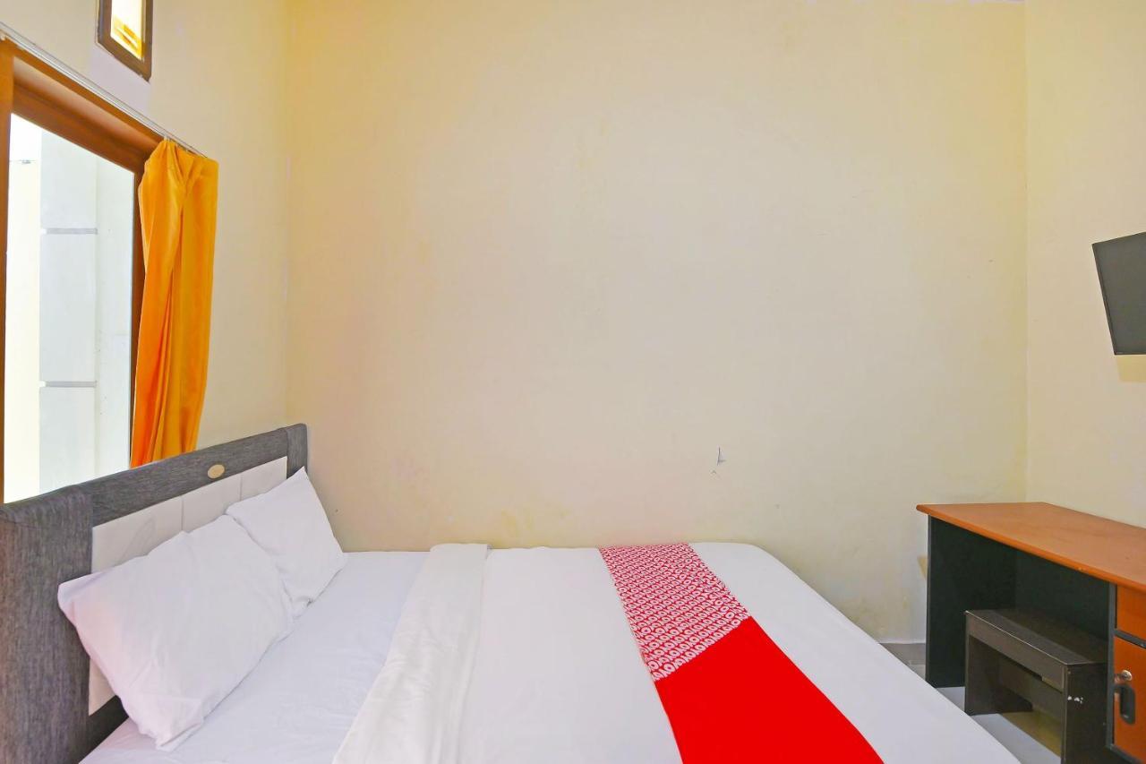 Oyo 91445 Sandat Guest House Denpasar  Exterior photo
