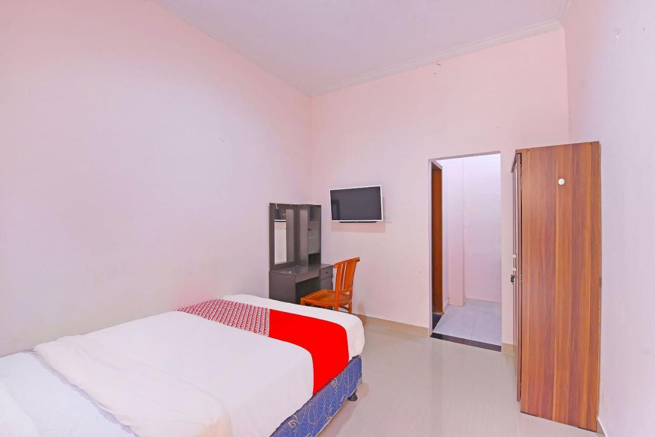 Oyo 91445 Sandat Guest House Denpasar  Exterior photo